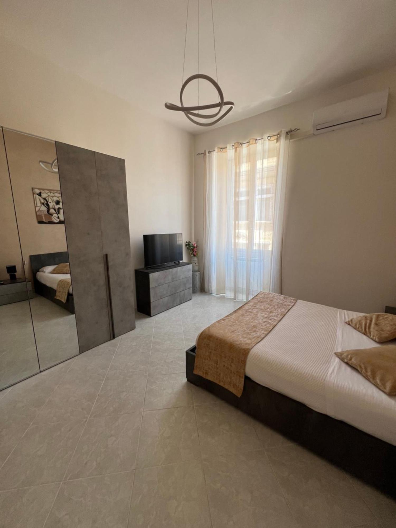 Port House Apartment ชิวิตาเวกเกีย ภายนอก รูปภาพ