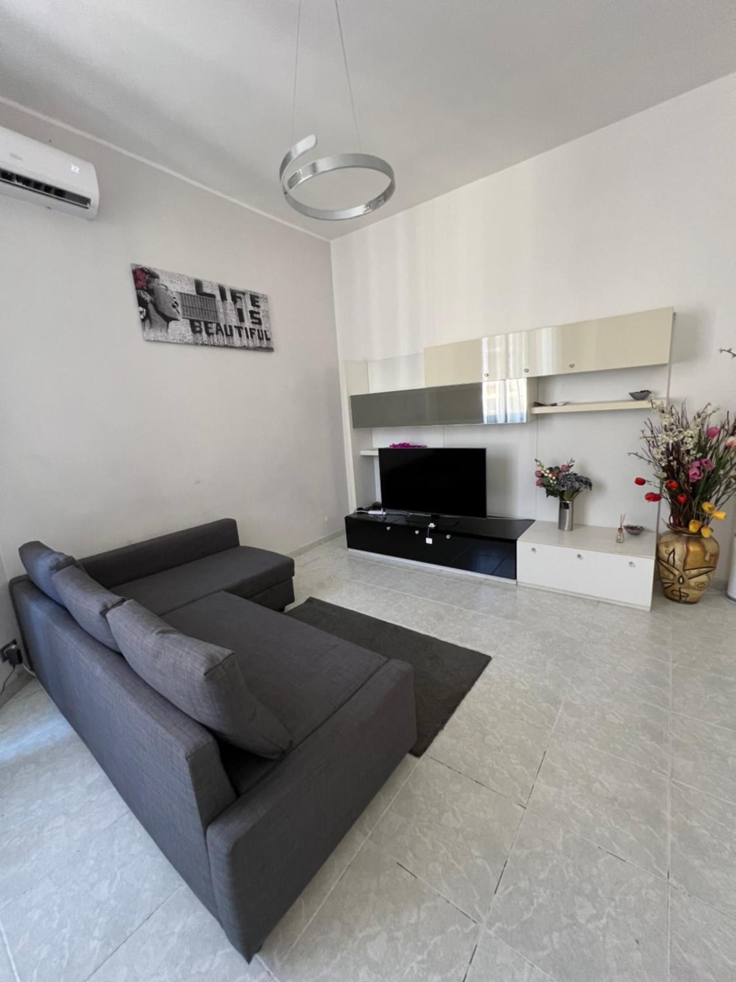 Port House Apartment ชิวิตาเวกเกีย ภายนอก รูปภาพ
